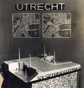 41309 Afbeelding van de maquette van de Vaartscherijnbrug te Utrecht.